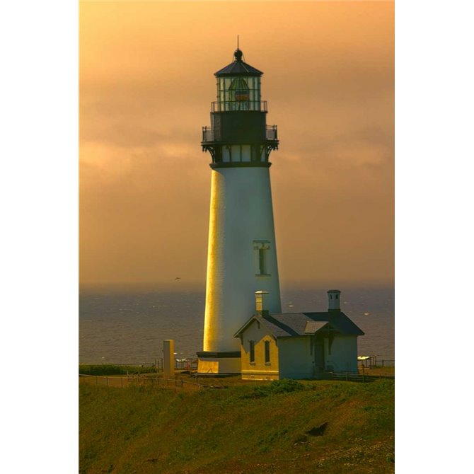 Yaquina Head Lighthouse - Cuadrostock