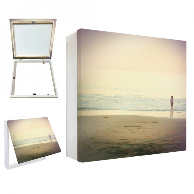 White square MEL-446