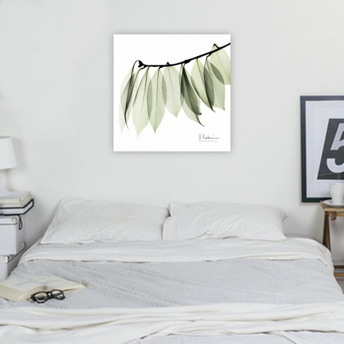 Camelia Leaf In White